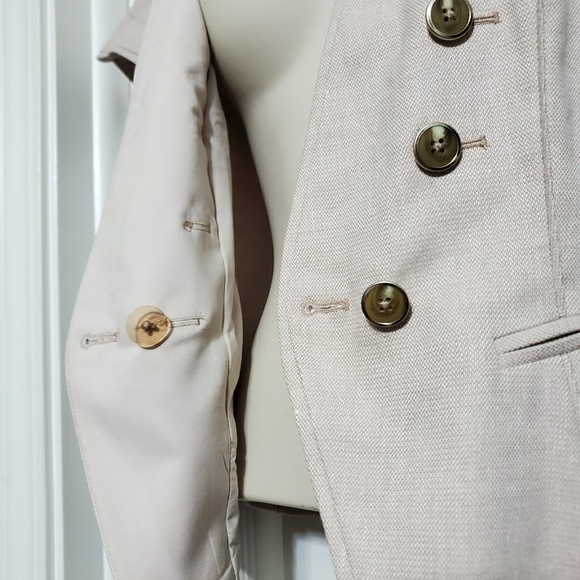 WHBM Short Sleeved Tweed Jacket Blazer Size 2 - Picture 7 of 8